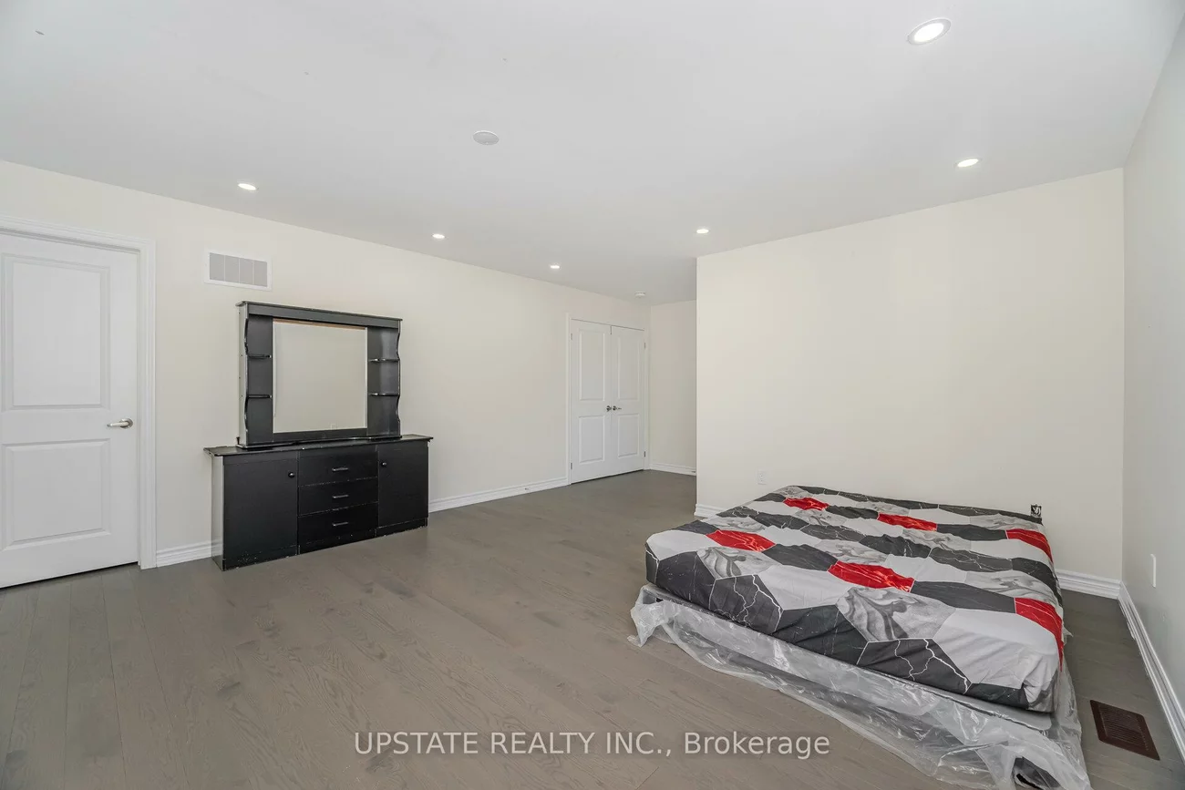2, Jenwood, Sandringham-Wellington North, Brampton