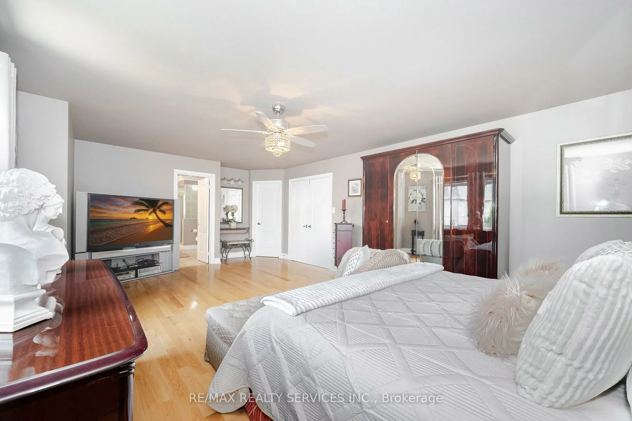 6, Hugo, Vales of Castlemore North, Brampton