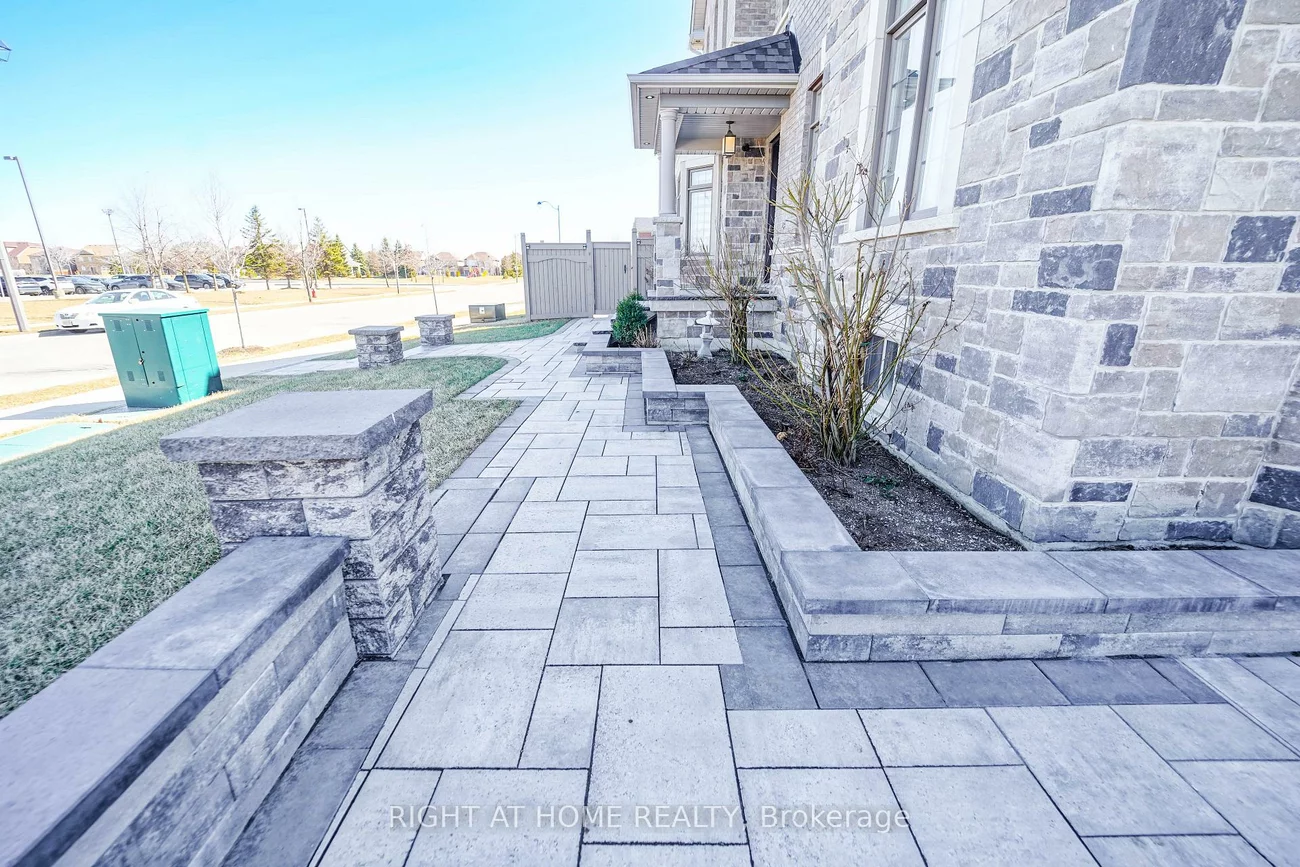 1, Penlea, Bram East, Brampton
