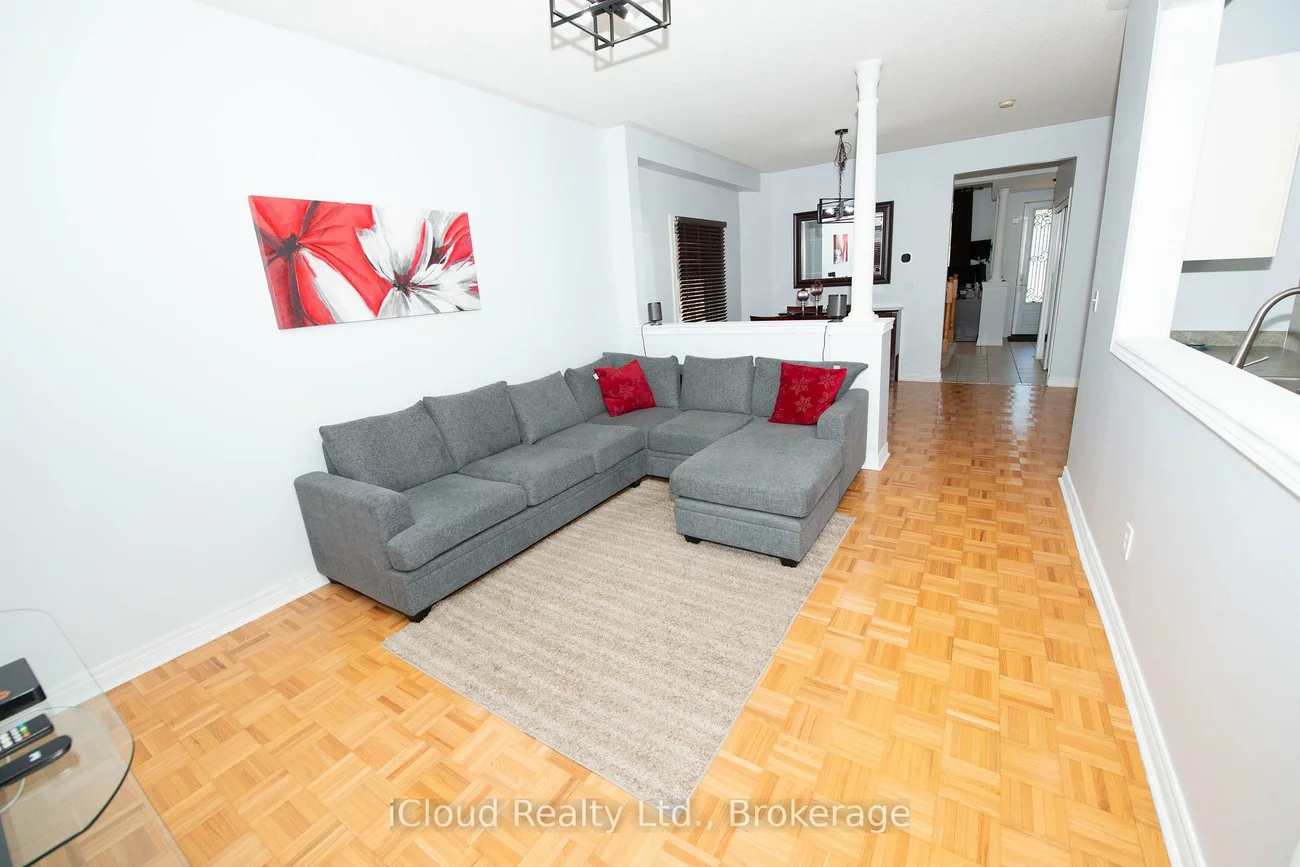 19, Fountainview, Bramalea North Industrial, Brampton