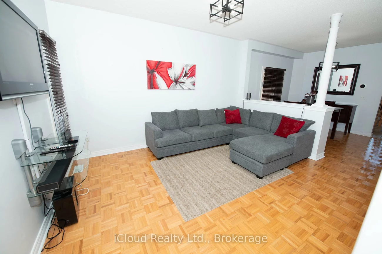 19, Fountainview, Bramalea North Industrial, Brampton