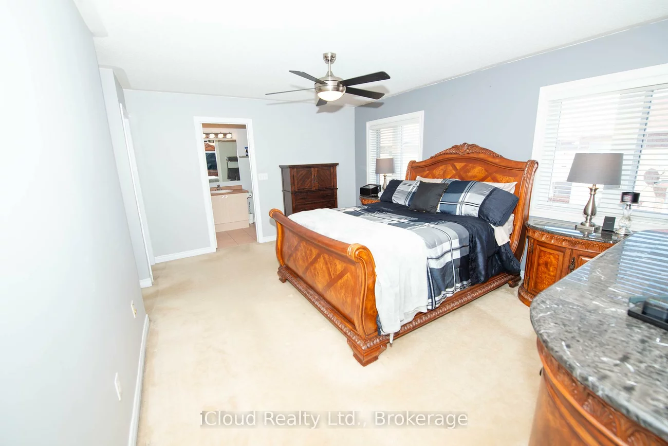 19, Fountainview, Bramalea North Industrial, Brampton