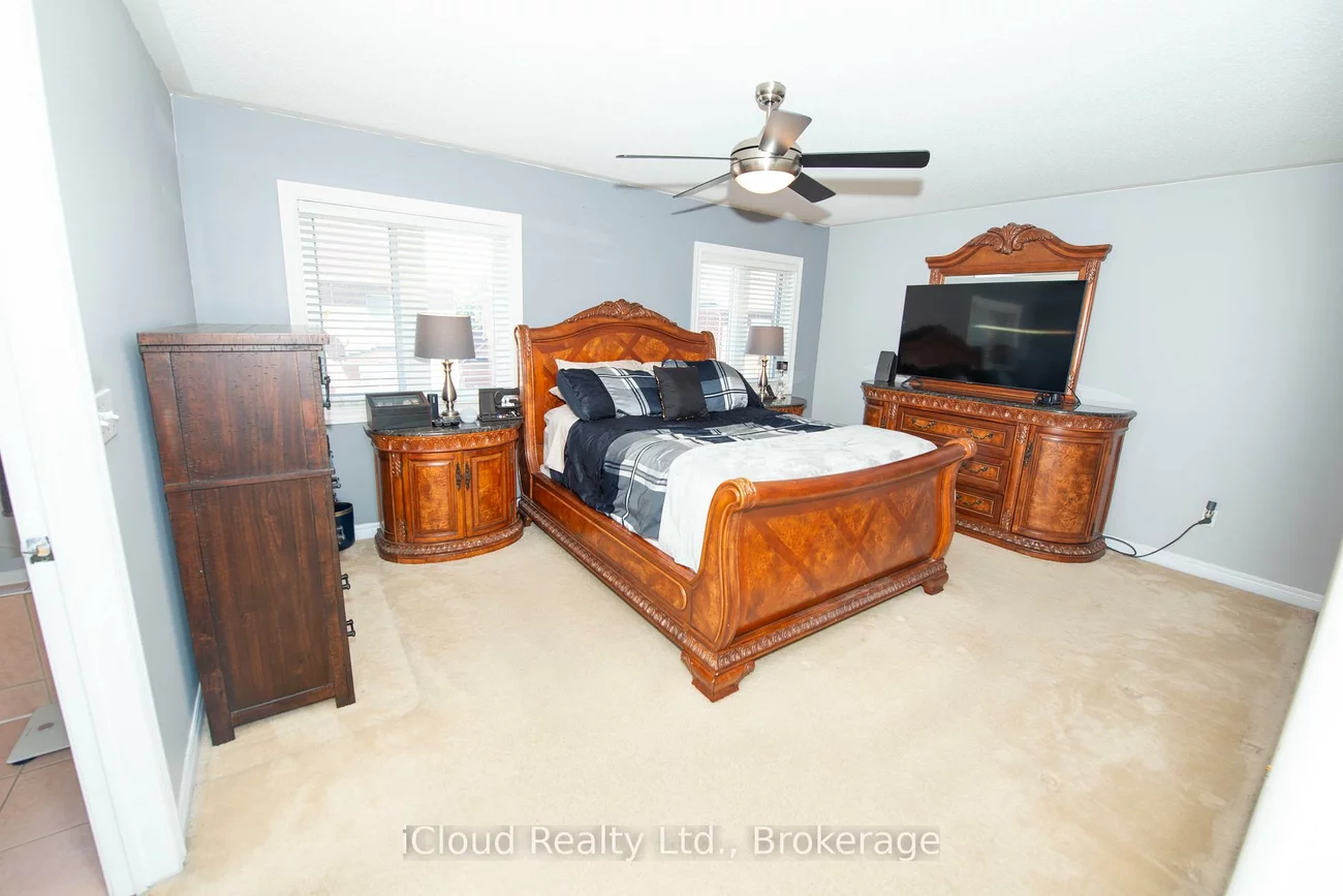 19, Fountainview, Bramalea North Industrial, Brampton