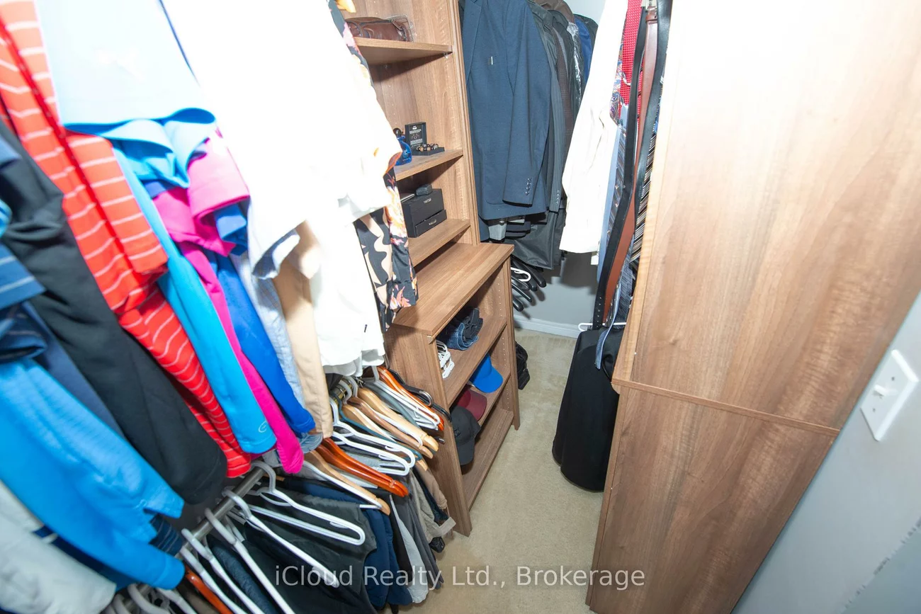 19, Fountainview, Bramalea North Industrial, Brampton