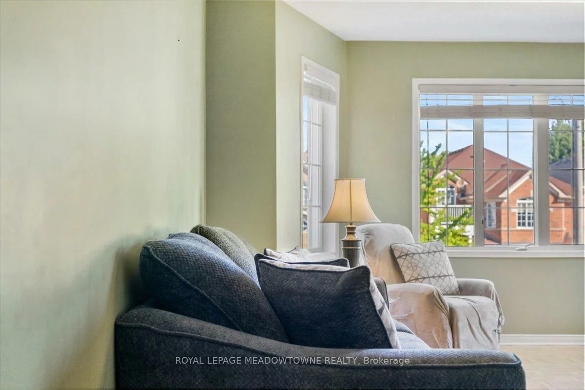 13, Albright, Fletcher's Creek Village, Brampton