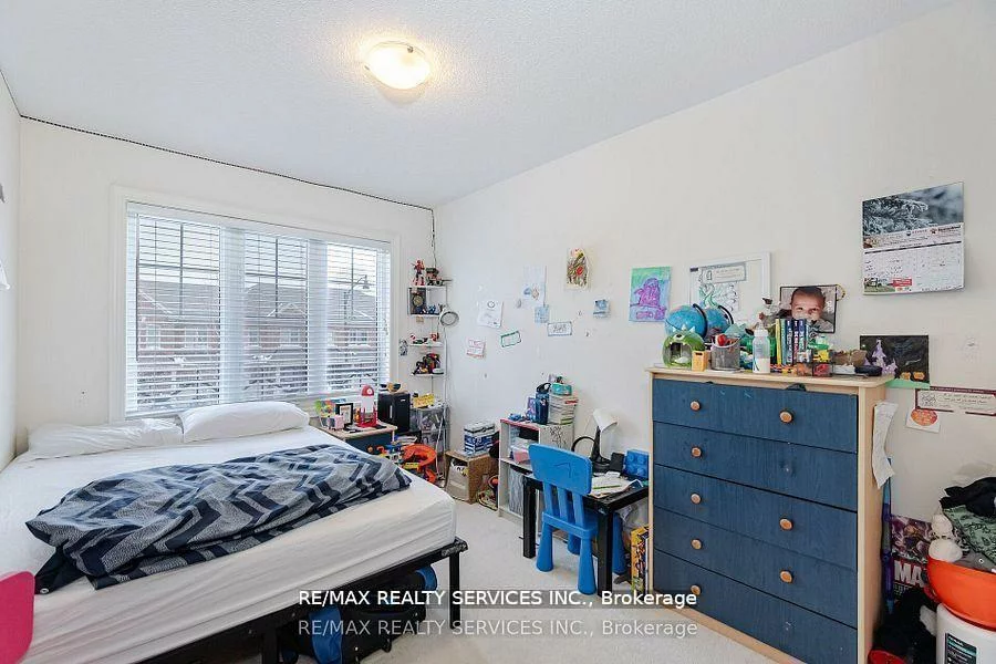 7, Lady Evelyn, Bram West, Brampton