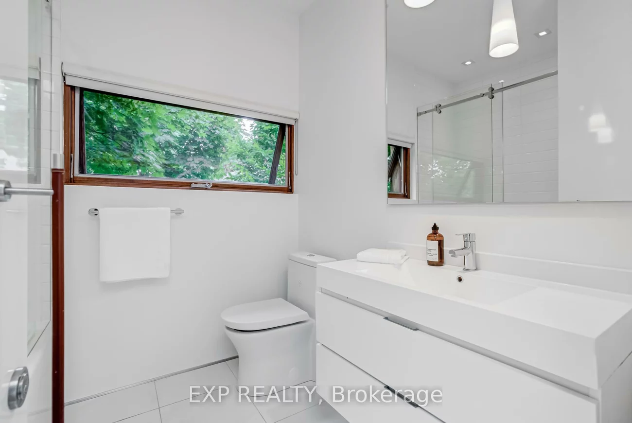 26, Richmond, Brampton East, Brampton