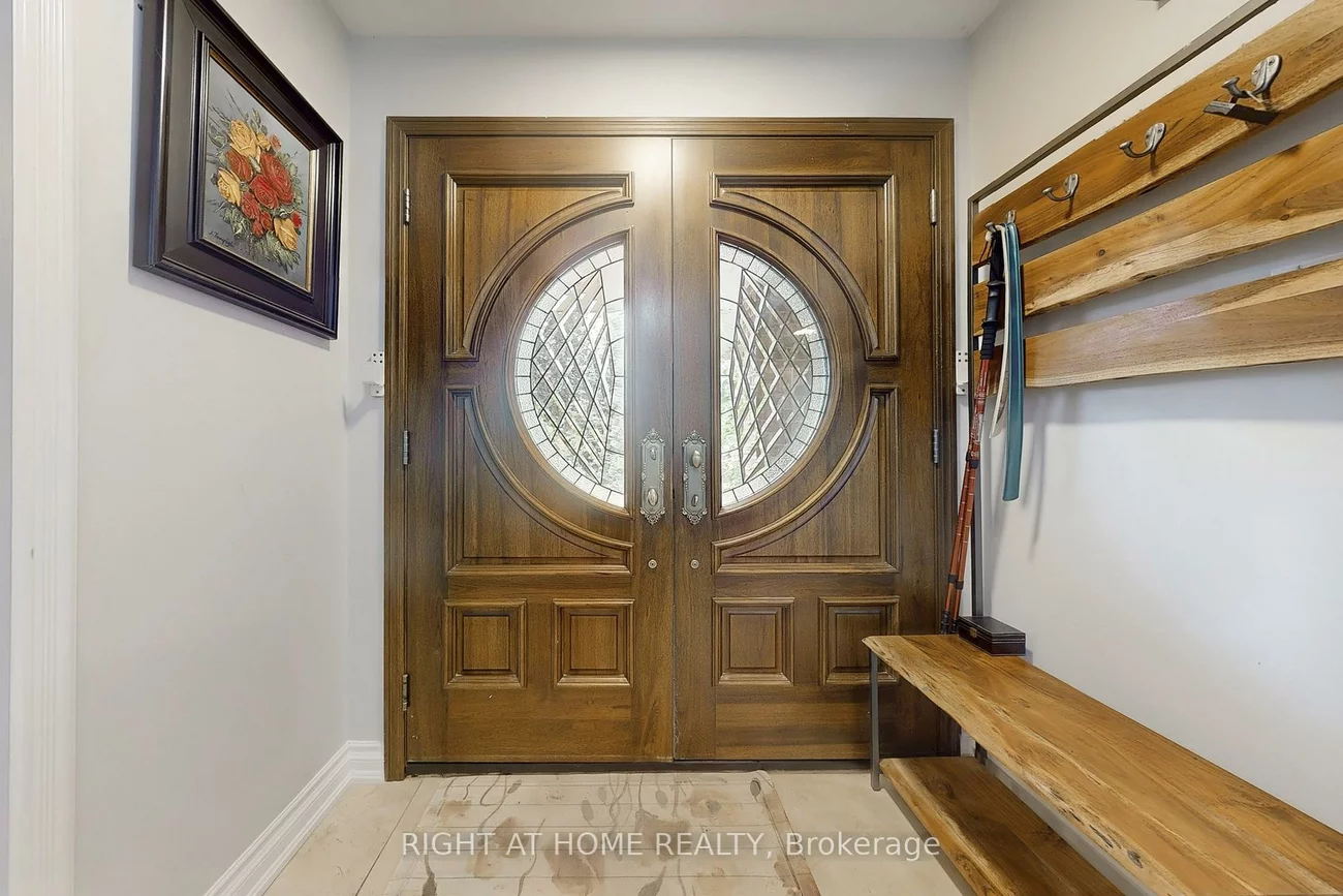 4, Peggy Anne Cove, Northgate, Brampton