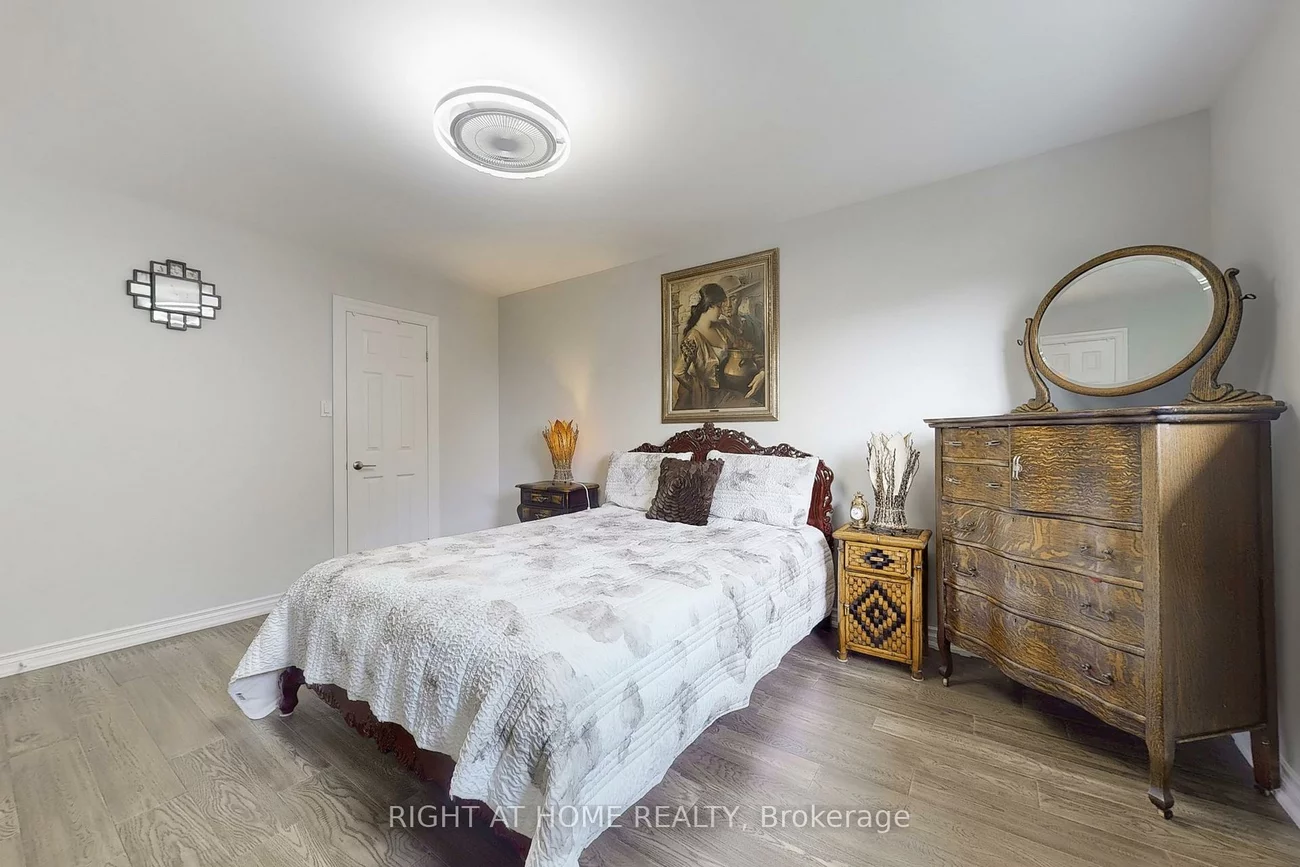 4, Peggy Anne Cove, Northgate, Brampton