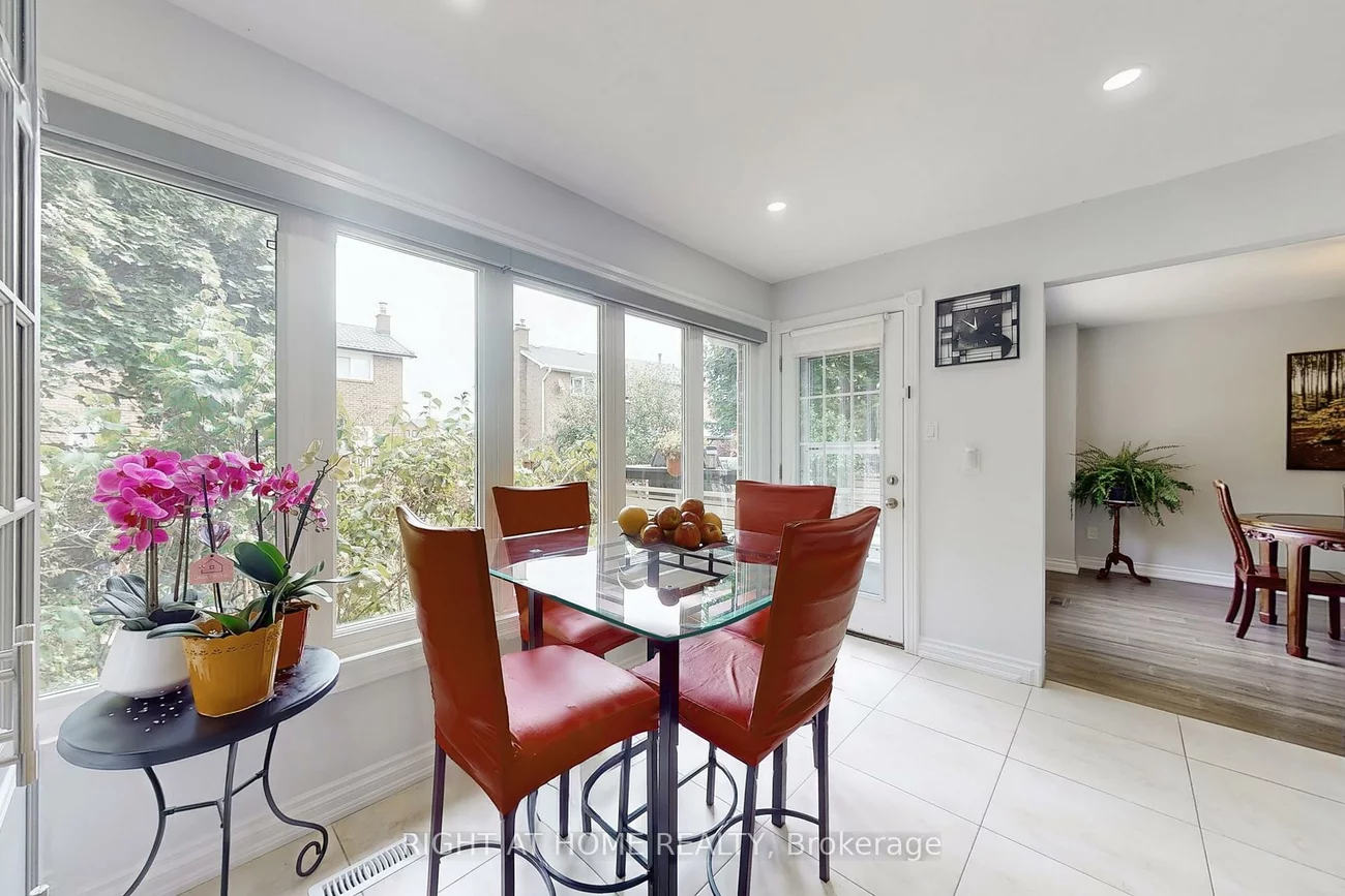 4, Peggy Anne Cove, Northgate, Brampton