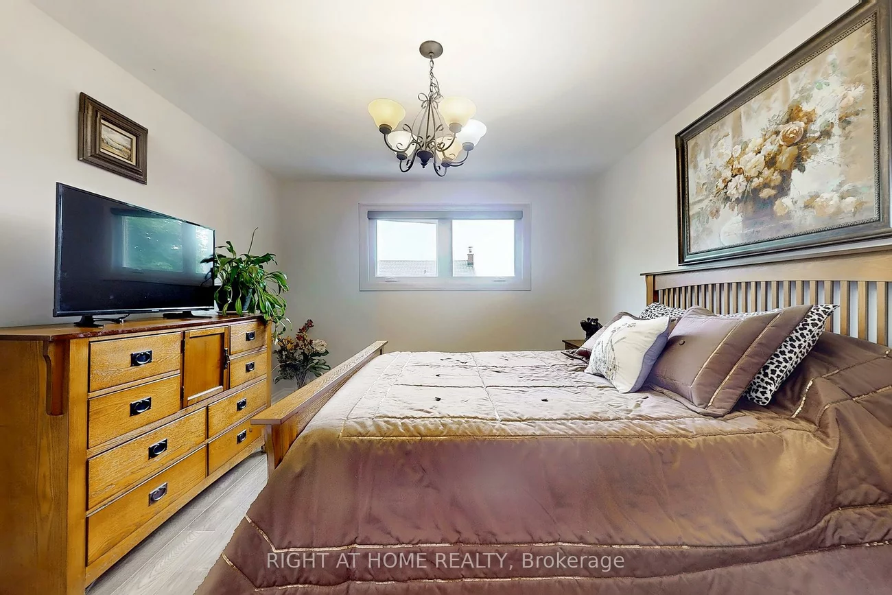 4, Peggy Anne Cove, Northgate, Brampton