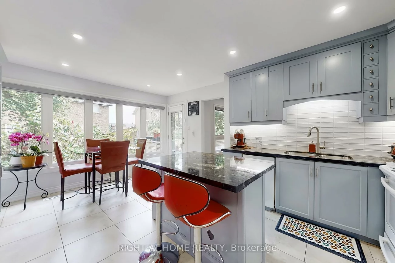 4, Peggy Anne Cove, Northgate, Brampton