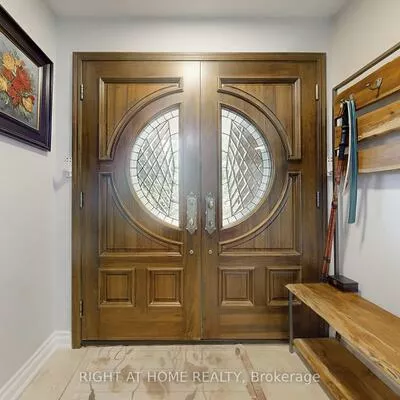4, Peggy Anne Cove, Northgate, Brampton