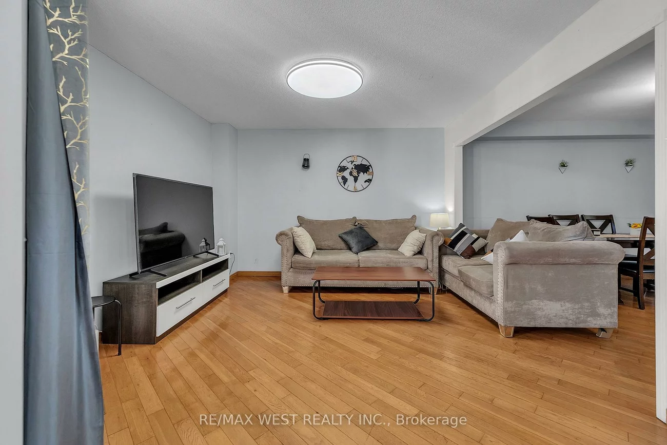 32, Weather Vane, Fletcher's Creek Village, Brampton