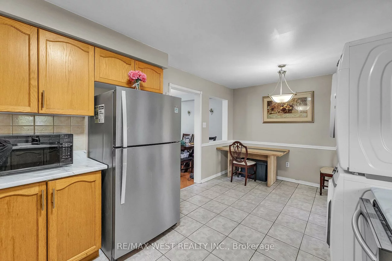 32, Weather Vane, Fletcher's Creek Village, Brampton