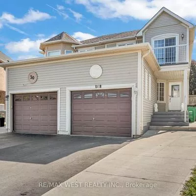 32, Weather Vane, Fletcher's Creek Village, Brampton
