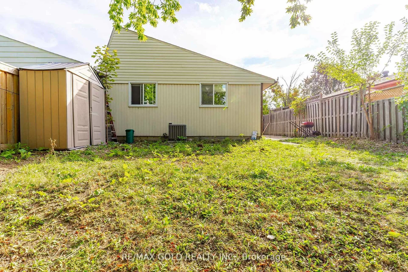 4, Deeside, Southgate, Brampton