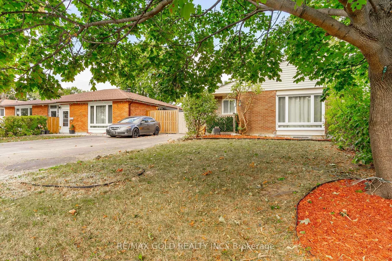 4, Deeside, Southgate, Brampton