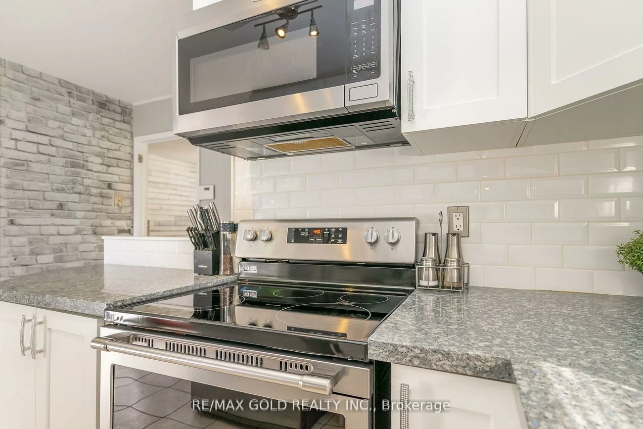 4, Deeside, Southgate, Brampton