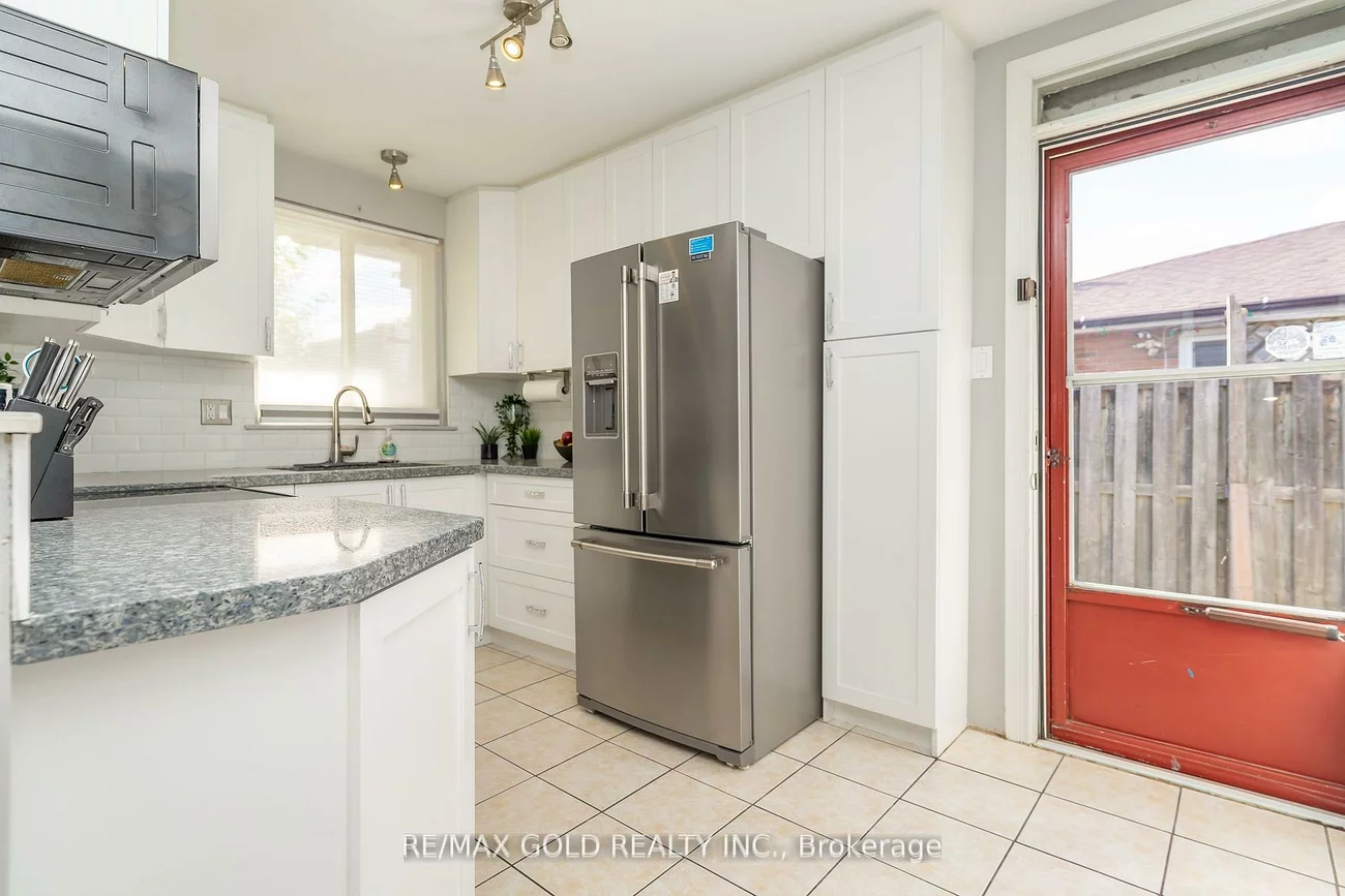 4, Deeside, Southgate, Brampton