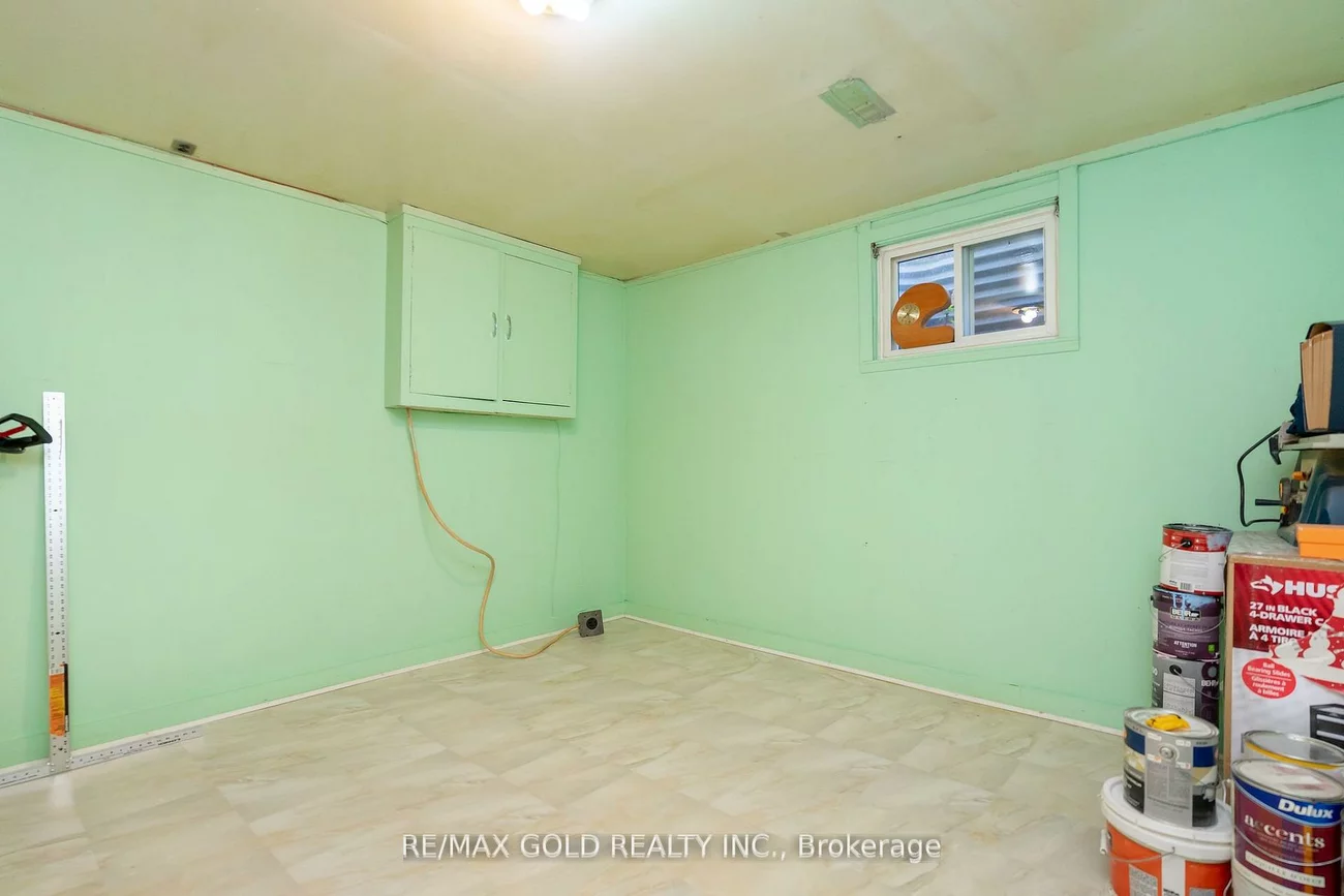 4, Deeside, Southgate, Brampton