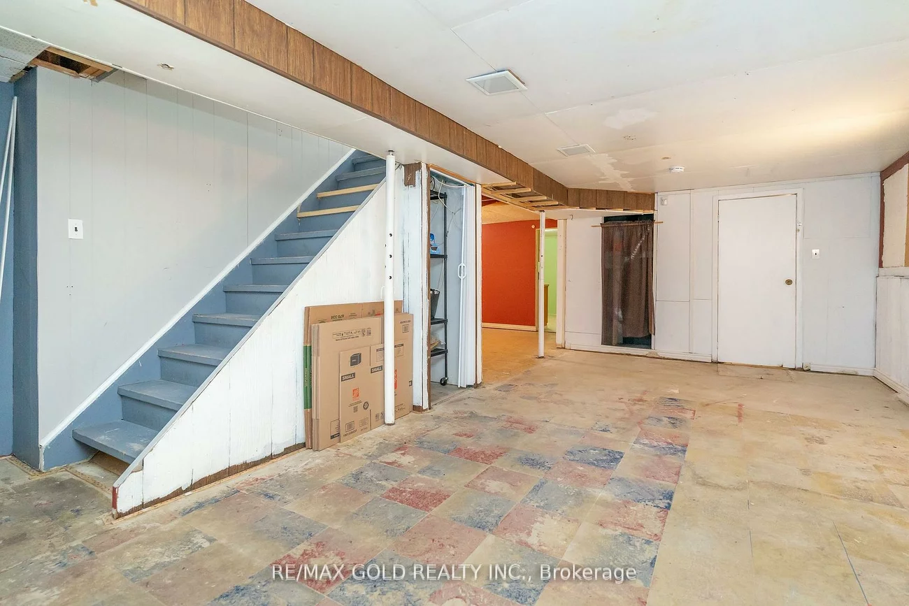 4, Deeside, Southgate, Brampton