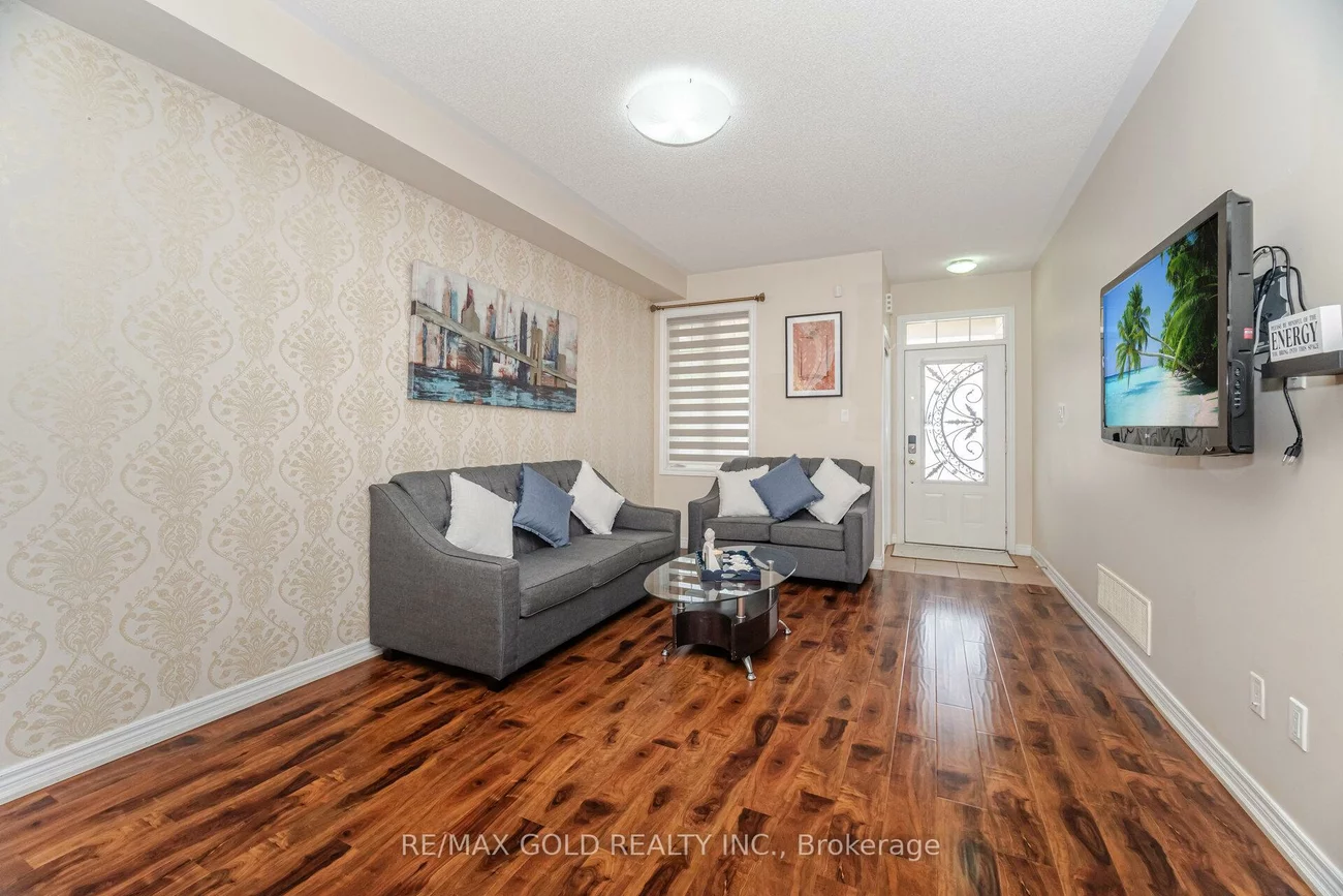 13, Fawson Cove, Sandringham-Wellington, Brampton