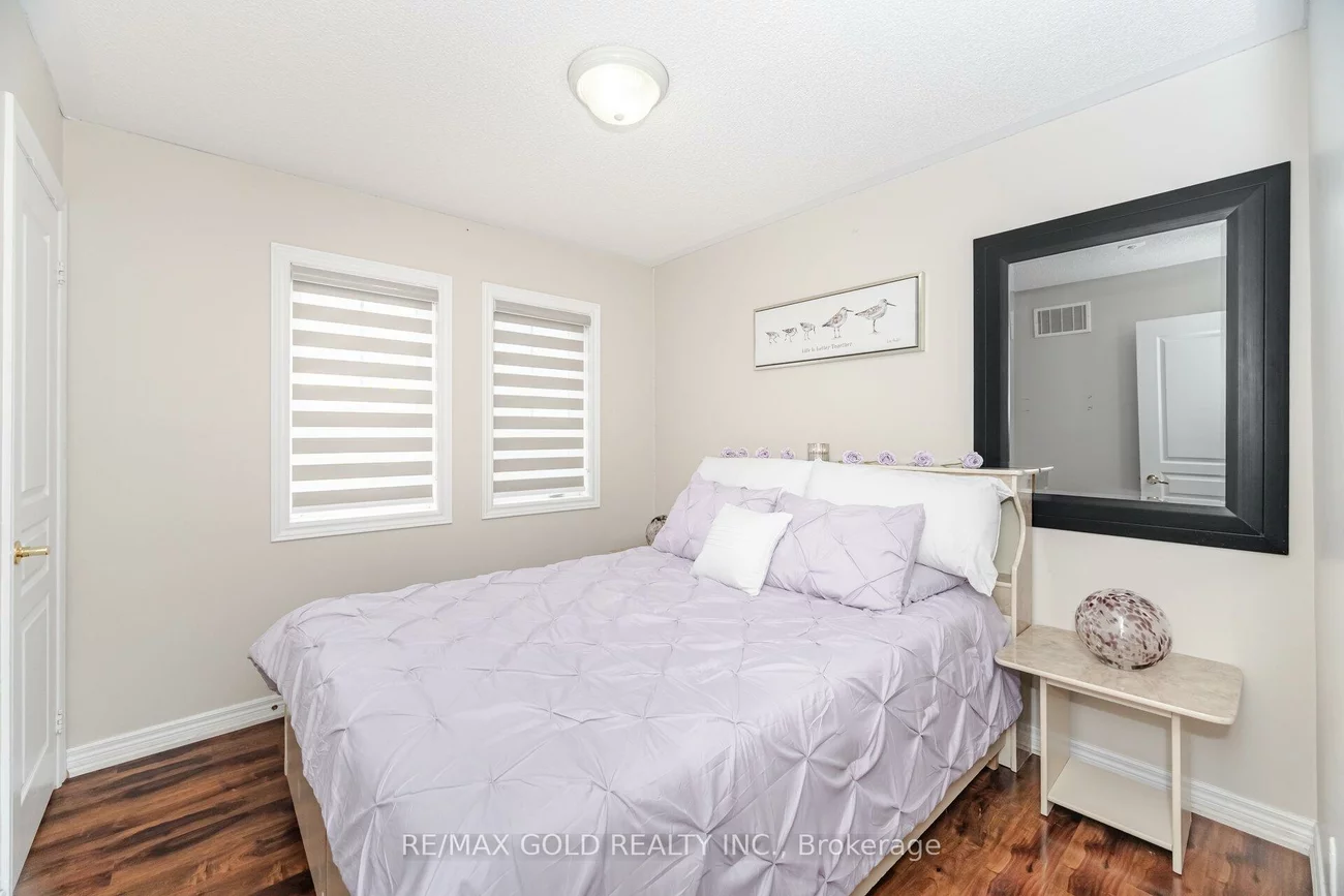 13, Fawson Cove, Sandringham-Wellington, Brampton