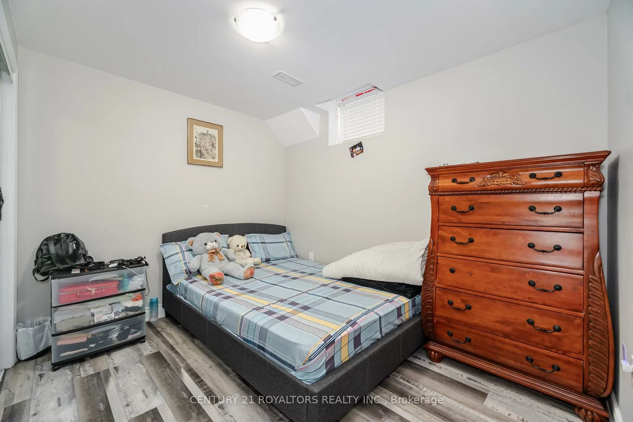 66, Kalmia, Credit Valley, Brampton