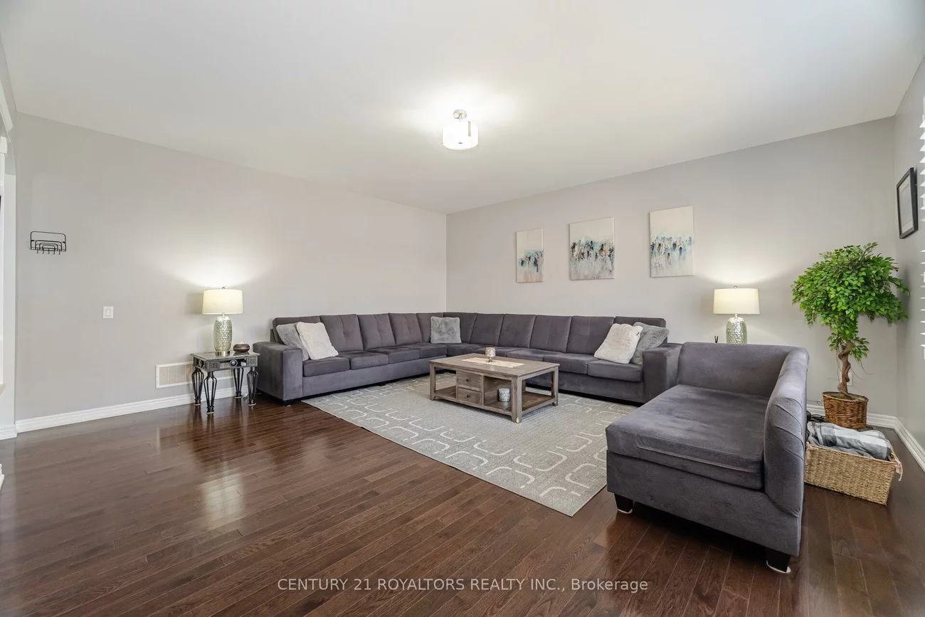 66, Kalmia, Credit Valley, Brampton