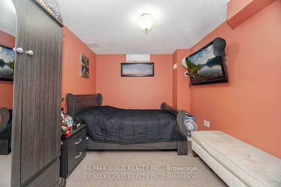 5, Summershade, Bram East, Brampton