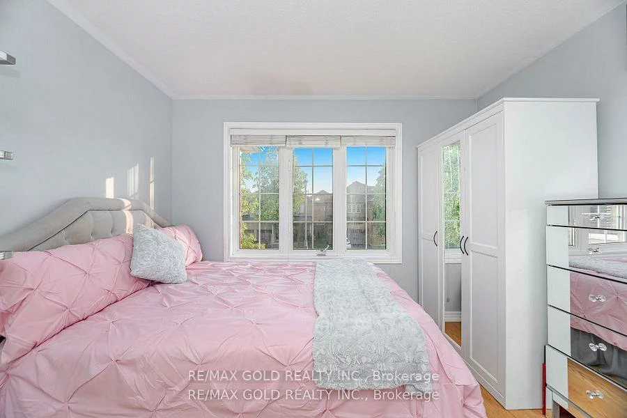 5, Summershade, Bram East, Brampton