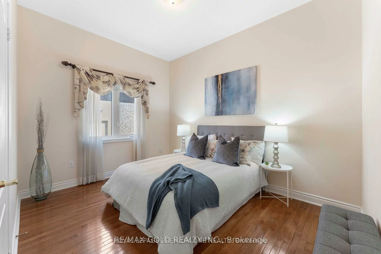 71, Louvain, Vales of Castlemore North, Brampton