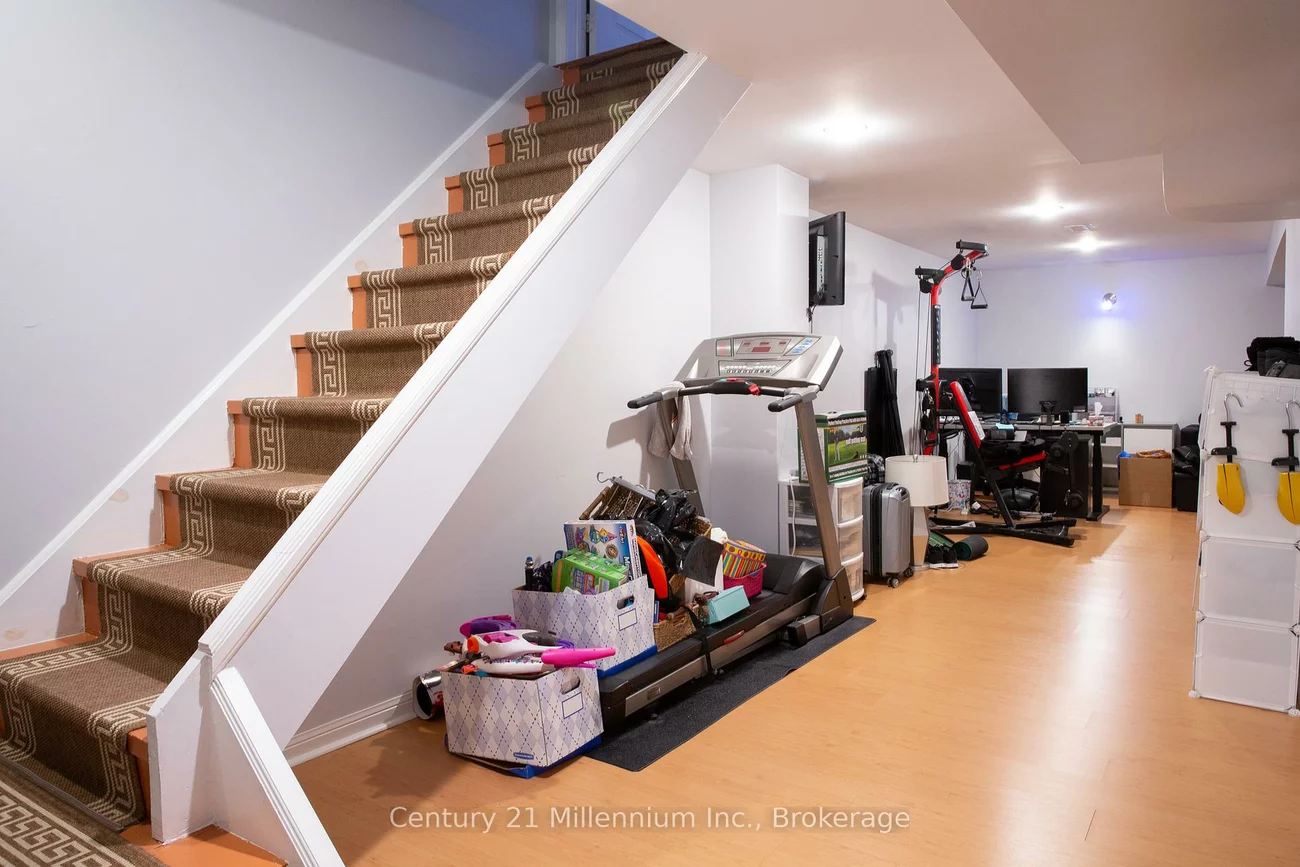 84, Weather Vane, Fletcher's Creek Village, Brampton