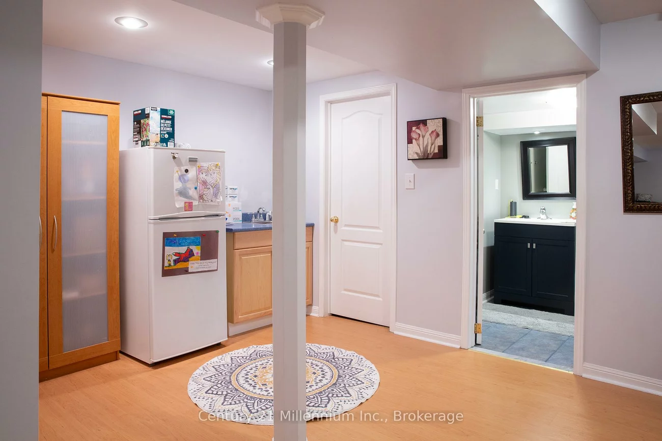 84, Weather Vane, Fletcher's Creek Village, Brampton