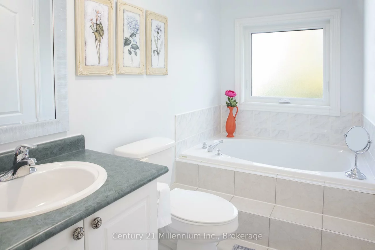 84, Weather Vane, Fletcher's Creek Village, Brampton