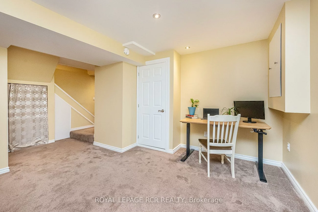 19, Shenstone, Heart Lake West, Brampton