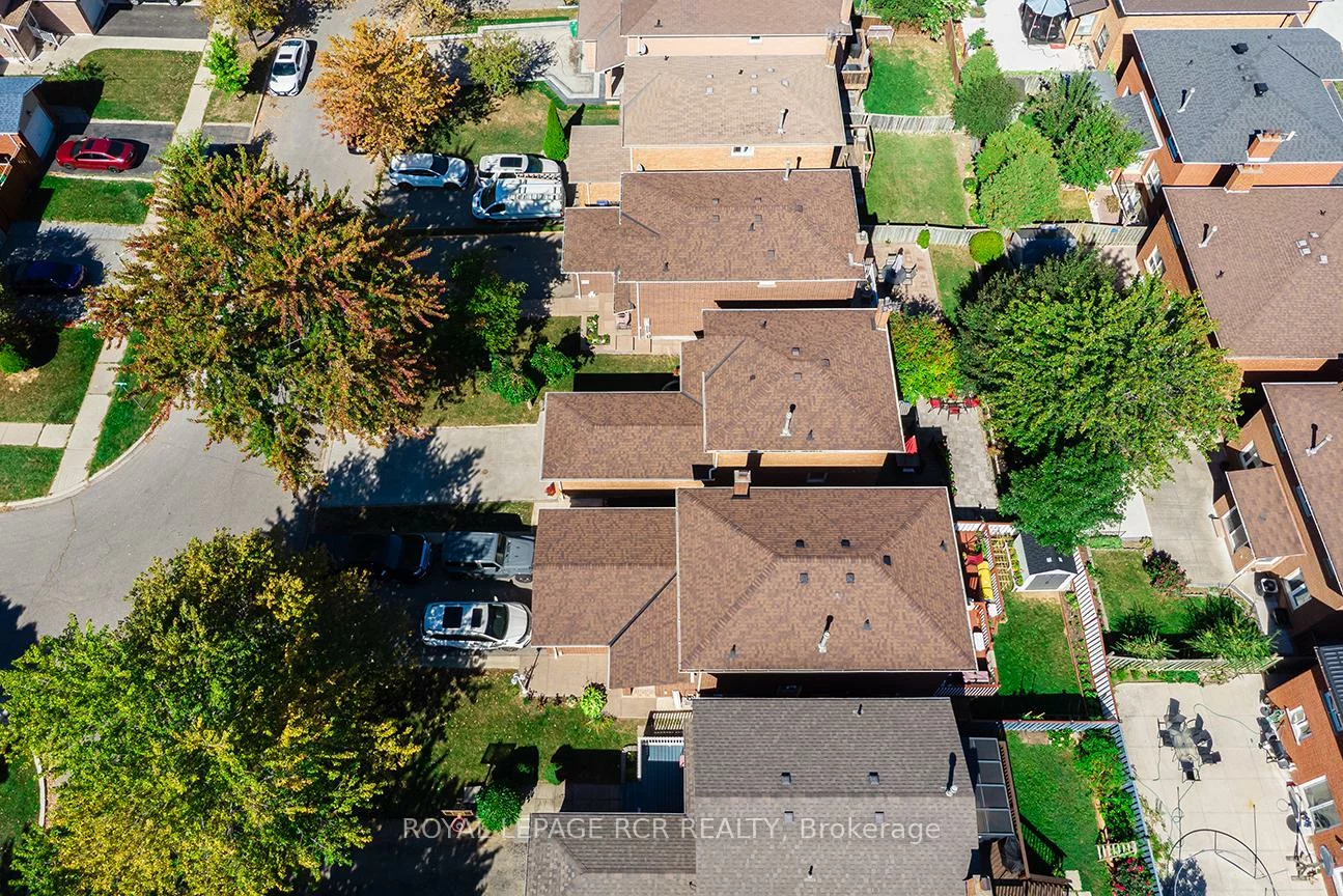 19, Shenstone, Heart Lake West, Brampton
