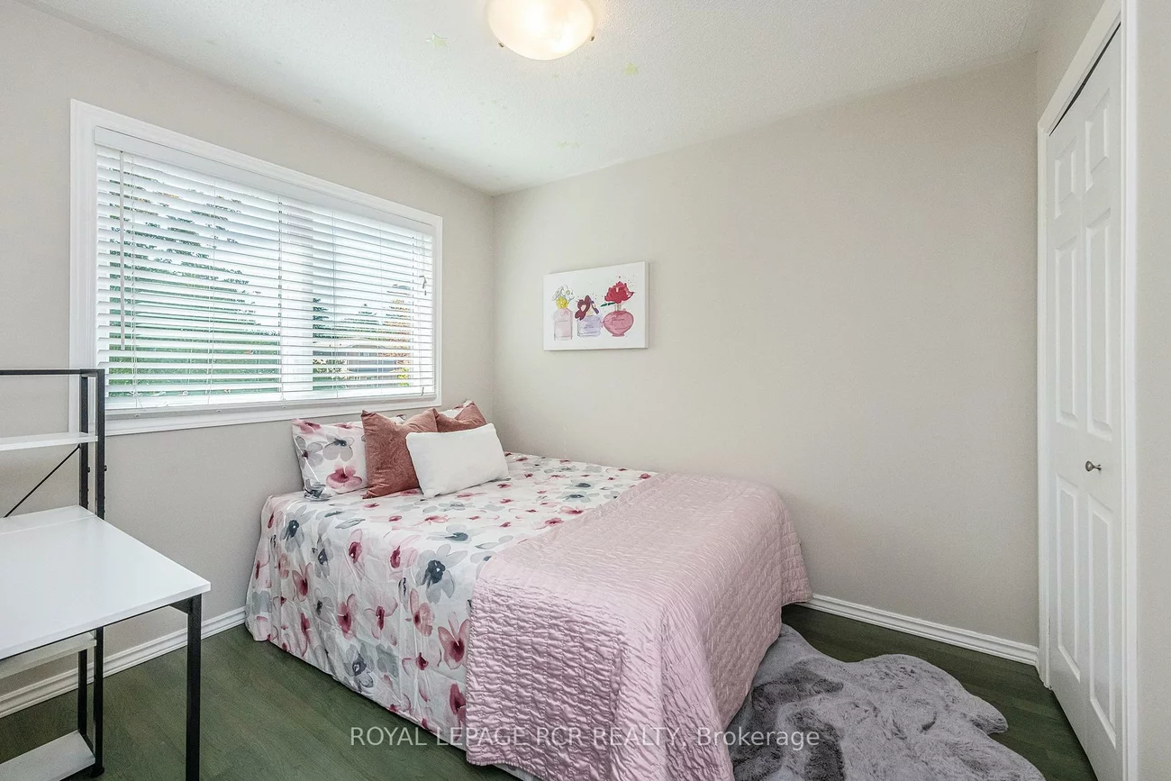 19, Shenstone, Heart Lake West, Brampton