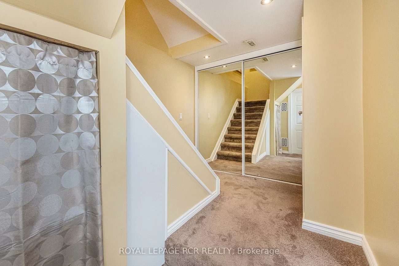 19, Shenstone, Heart Lake West, Brampton