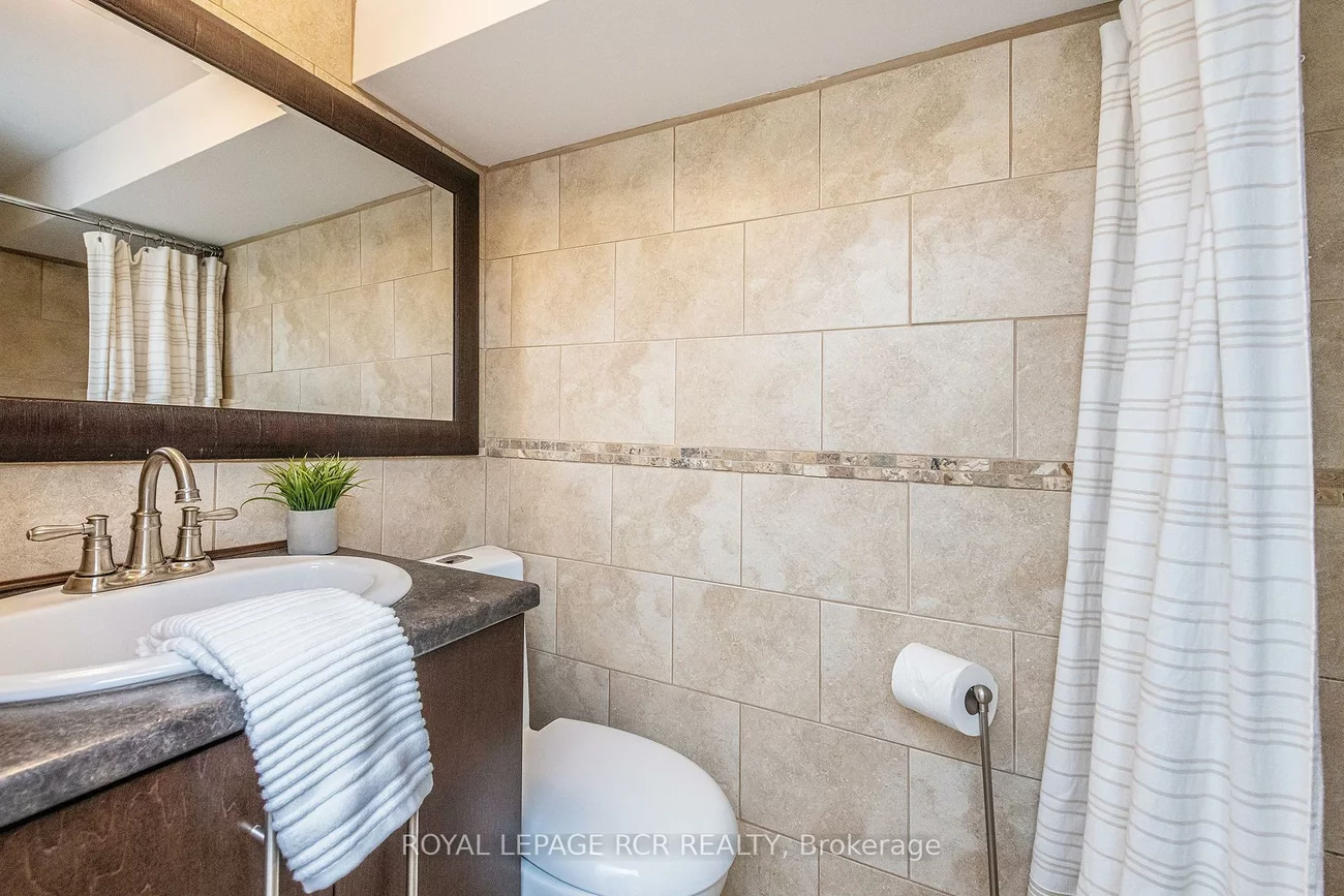19, Shenstone, Heart Lake West, Brampton