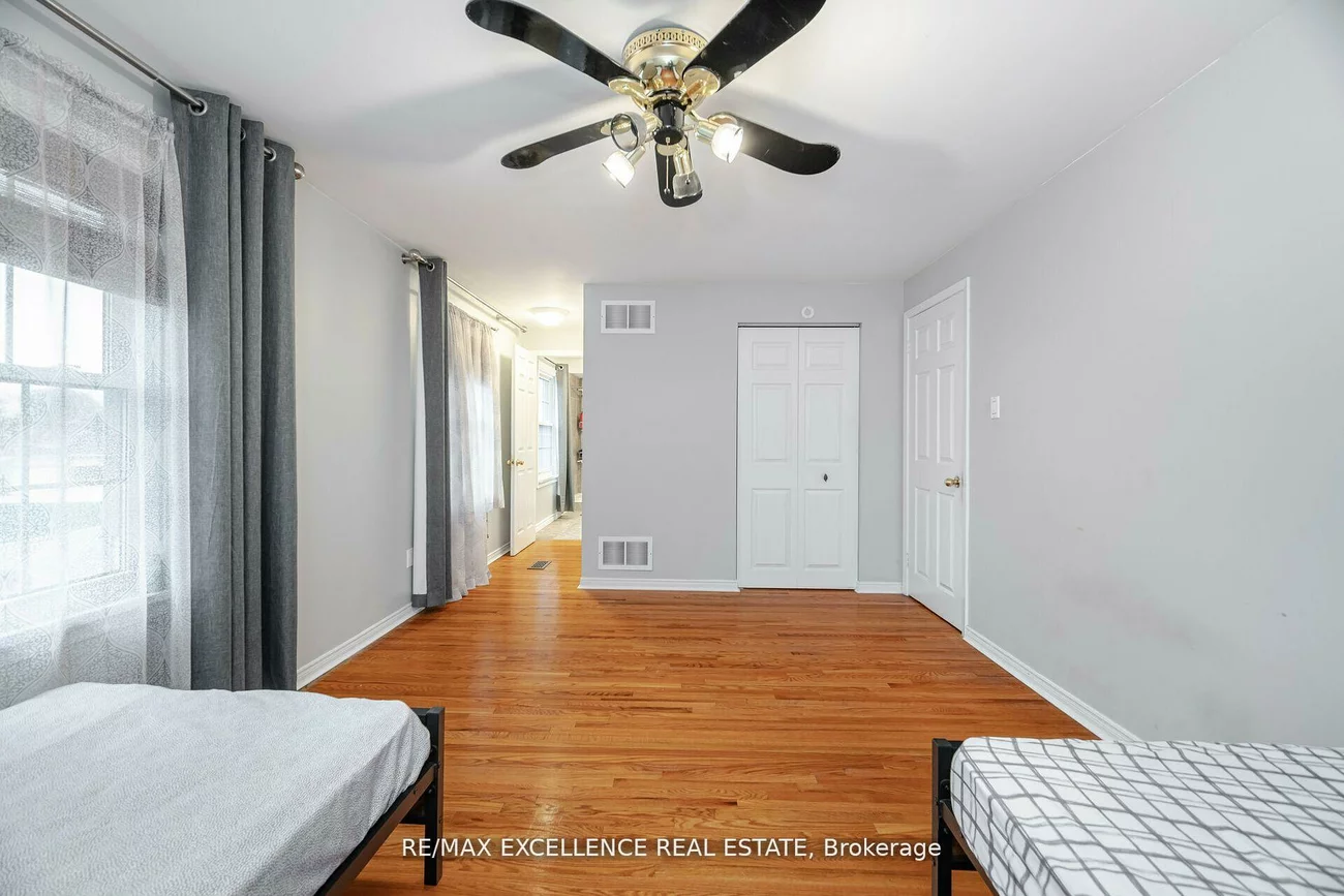 11, Crawley, Avondale, Brampton