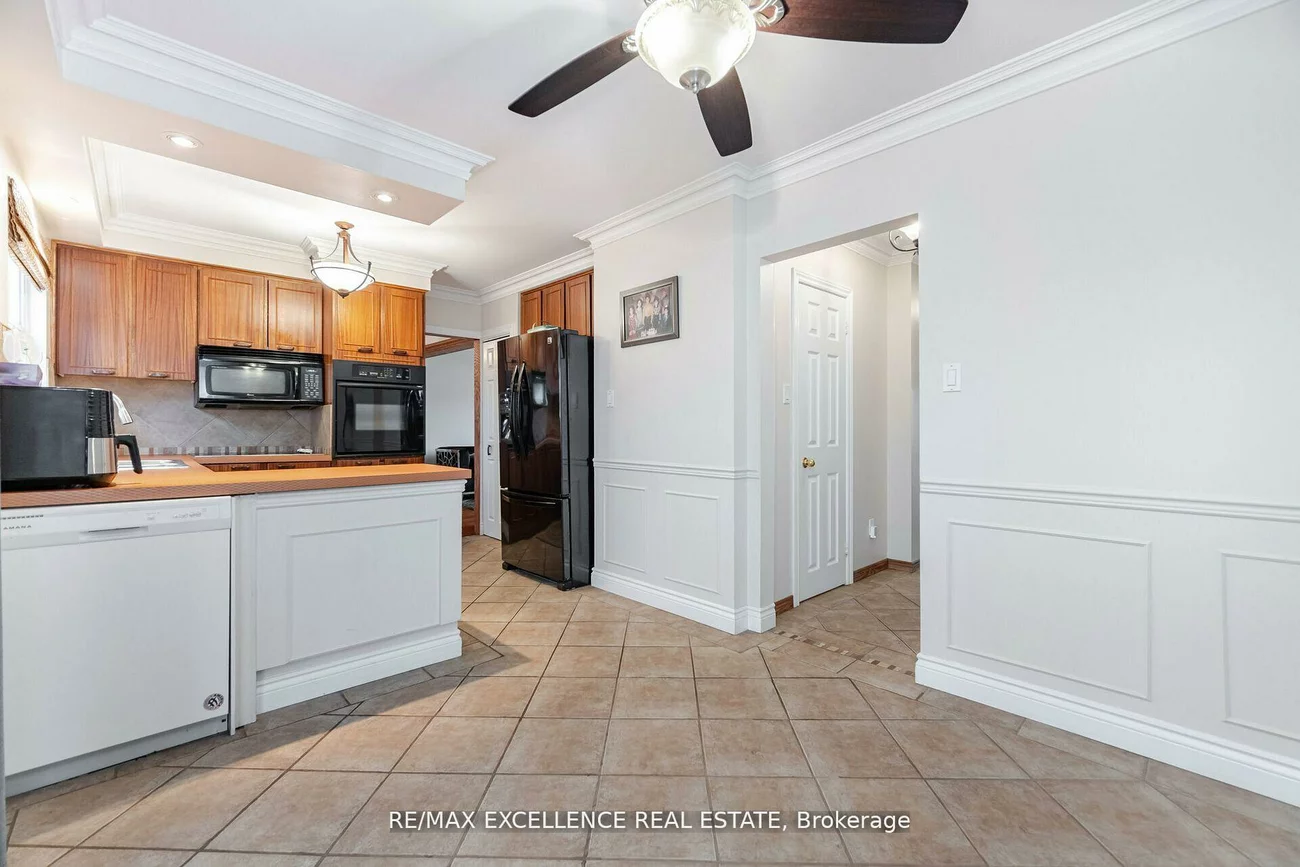 11, Crawley, Avondale, Brampton