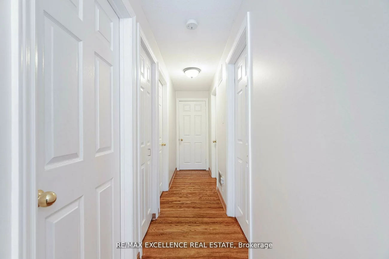 11, Crawley, Avondale, Brampton