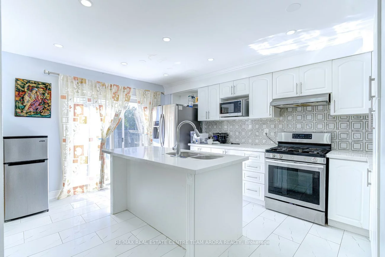 2, Clovercrest, Fletcher's Meadow, Brampton