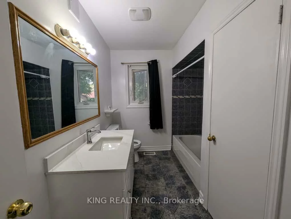 30, Parkway, Northwood Park, Brampton