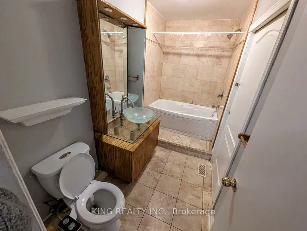 30, Parkway, Northwood Park, Brampton