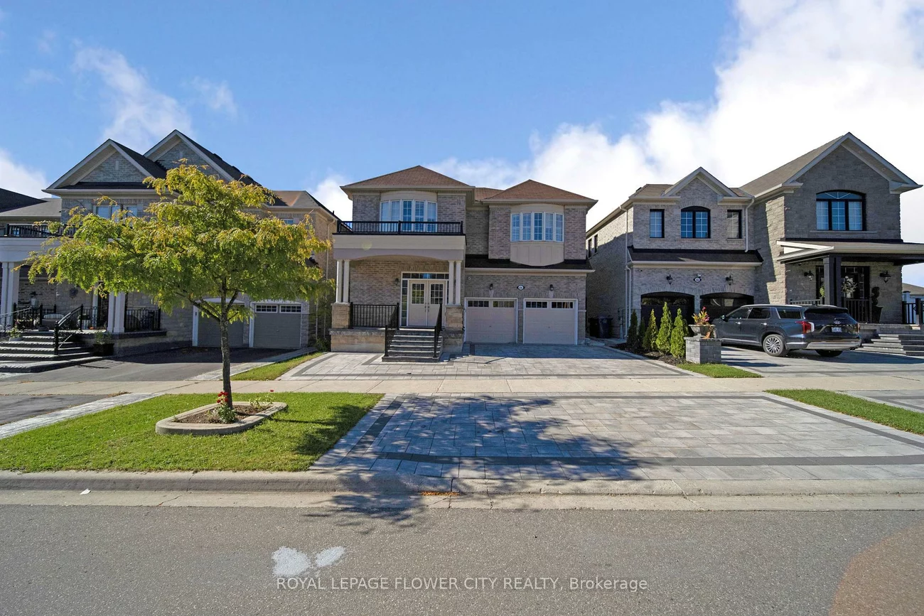 44, YOUNG GARDEN, Credit Valley, Brampton