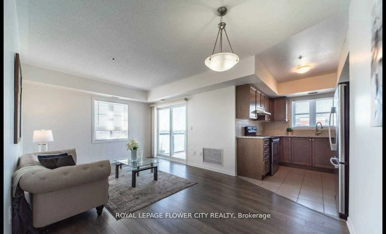 44, YOUNG GARDEN, Credit Valley, Brampton