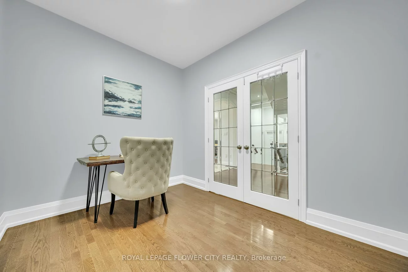 44, YOUNG GARDEN, Credit Valley, Brampton